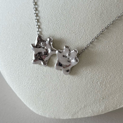 [ silver ] bears necklace