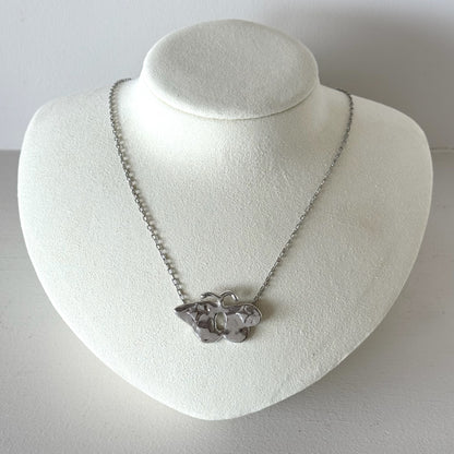 [ silver ] butterfly necklace
