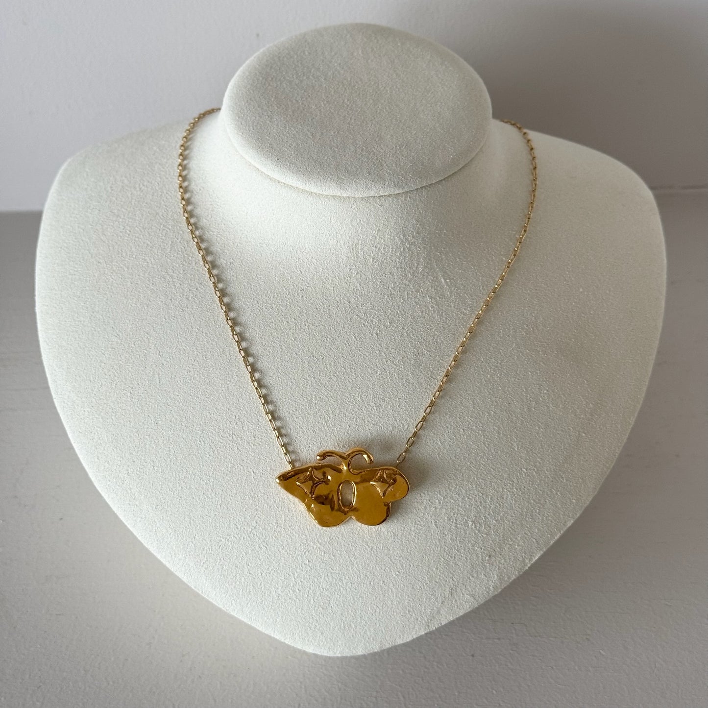 [ gold ] butterfly necklace