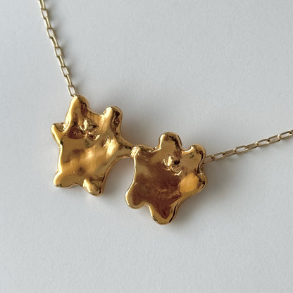 [ gold ] bears necklace