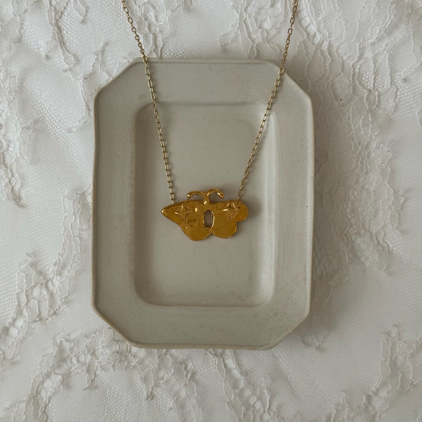 [ gold ] butterfly necklace