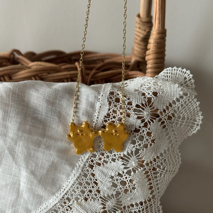 [ gold ] bears necklace