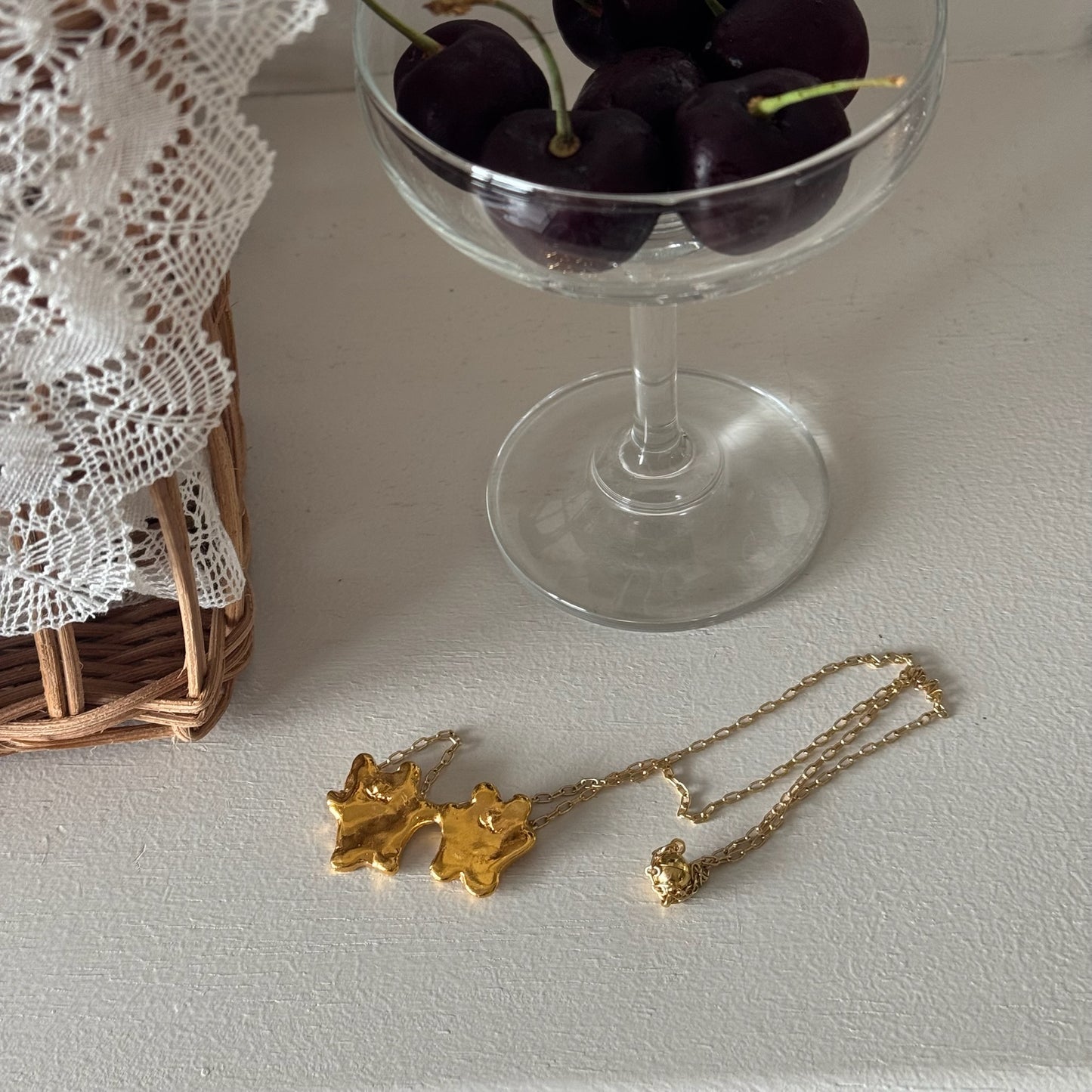 [ gold ] bears necklace