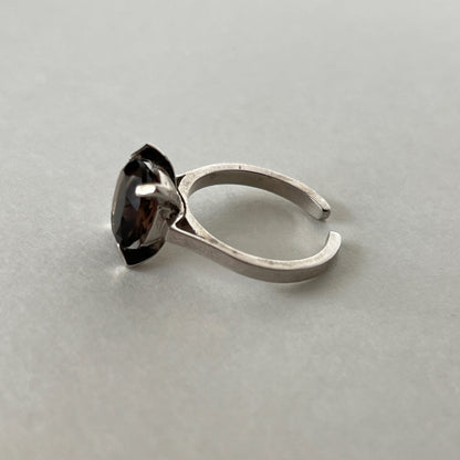 [ smoky quartz ] classic silver