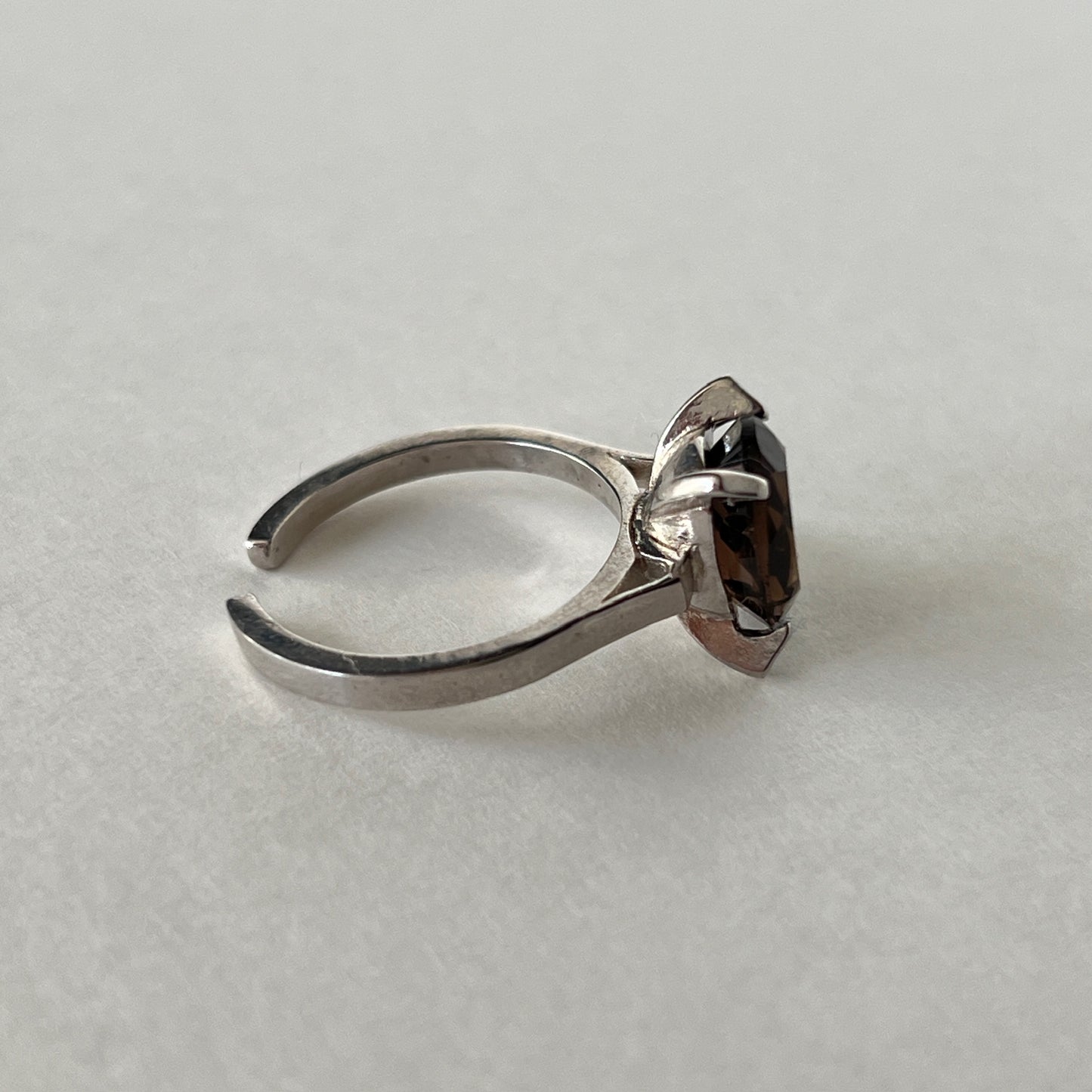 [ smoky quartz ] classic silver