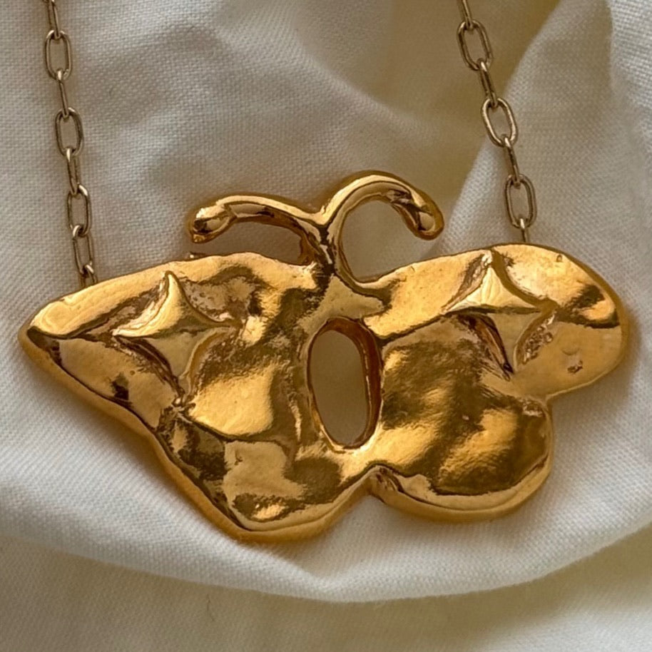 [ gold ] butterfly necklace