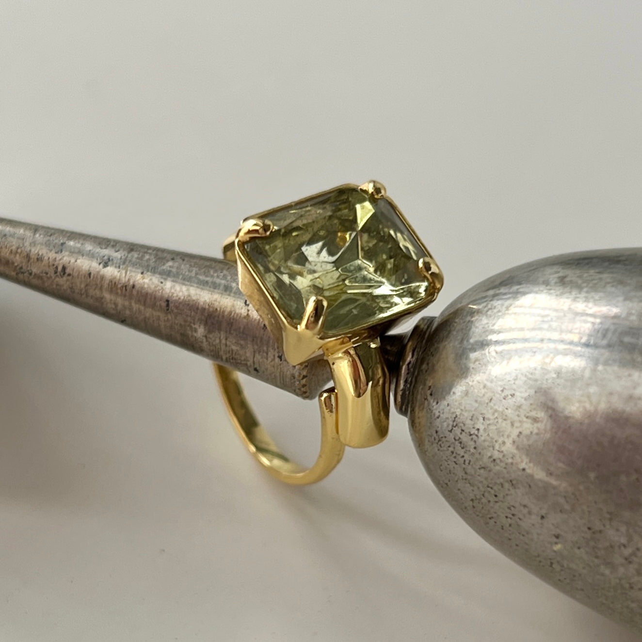 [ vintage lemon ] éclat gold
