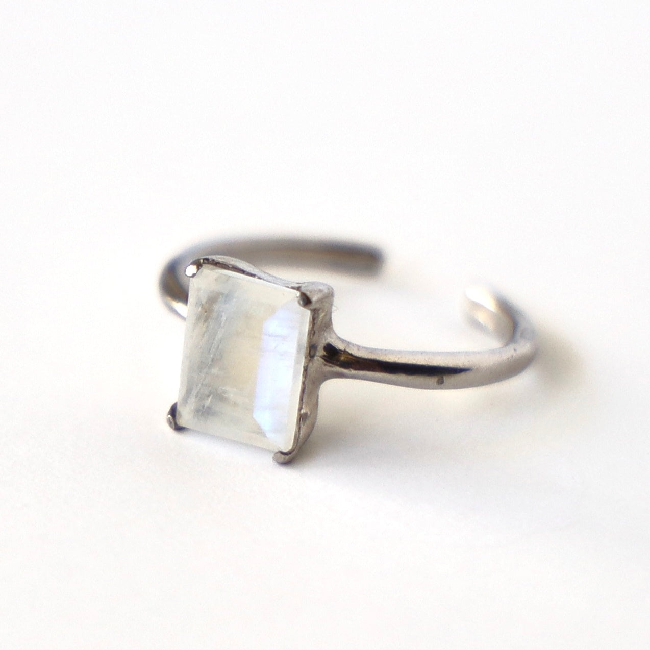 [ moon stone ] rectangle faceted cut silver