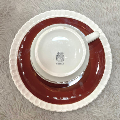 Chocolate colore cup & saucer