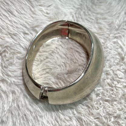 Silver bangle