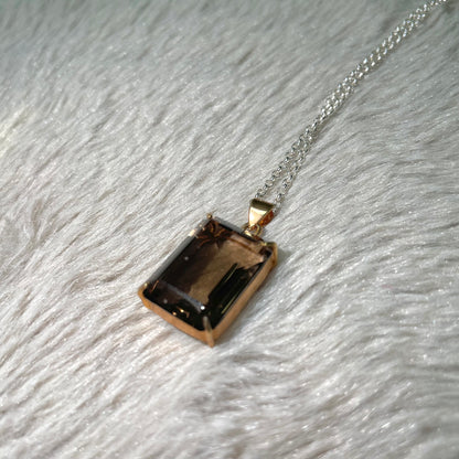 Brown gemstone necklace