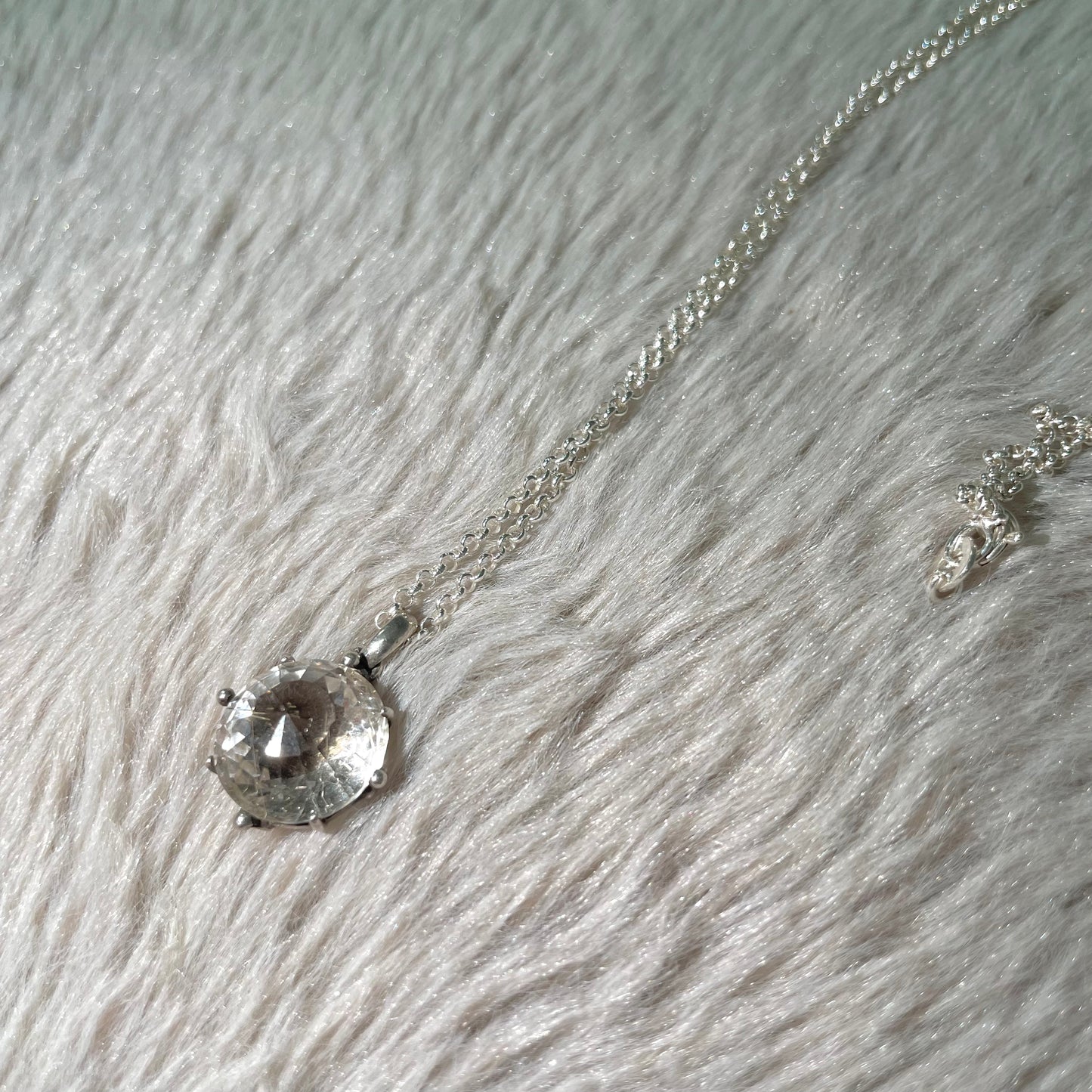 Diamond-style necklace