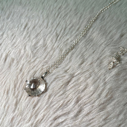 Diamond-style necklace