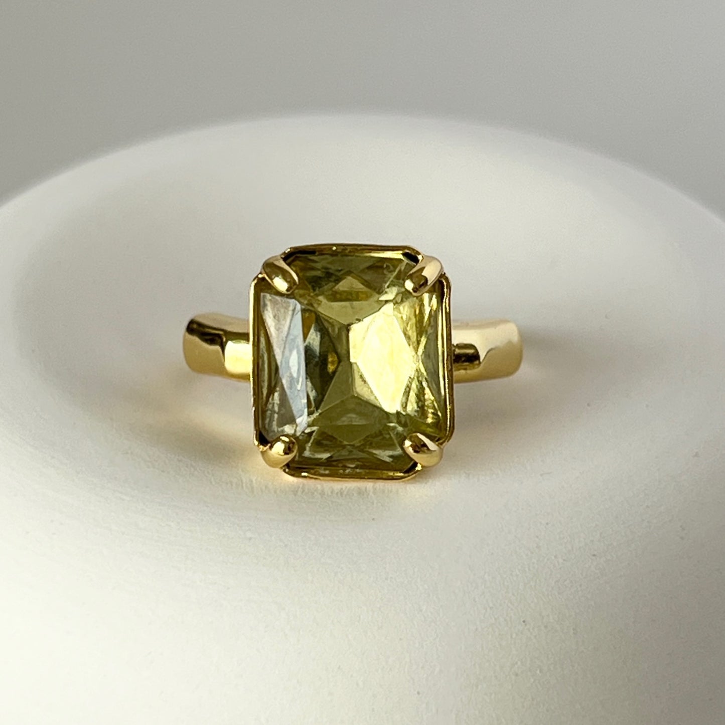 [ vintage lemon ] éclat gold