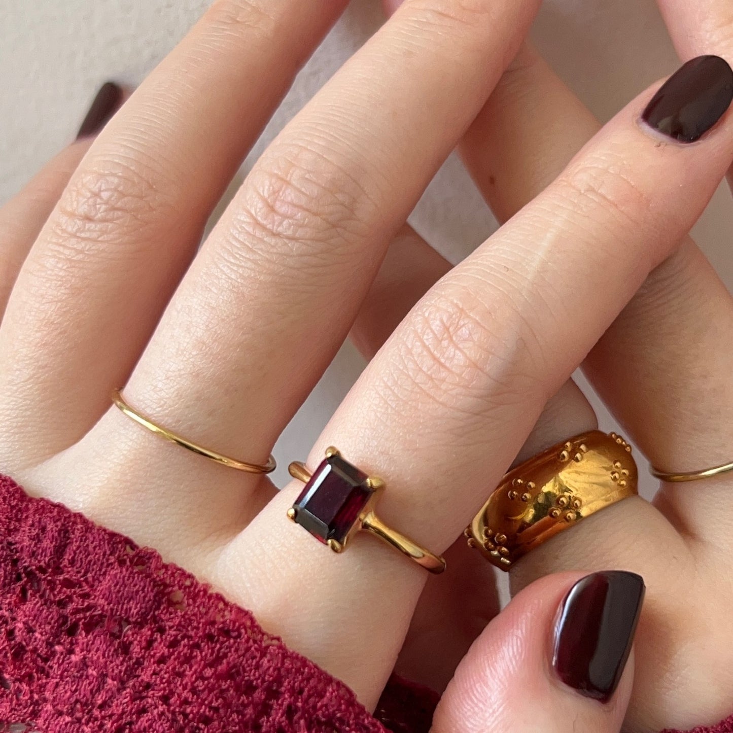 [ garnet ] rectangle faceted cut gold