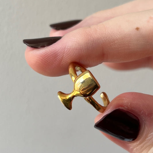 [ wine ] ring gold