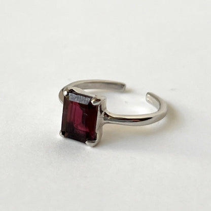[ garnet ] rectangle faceted cut silver