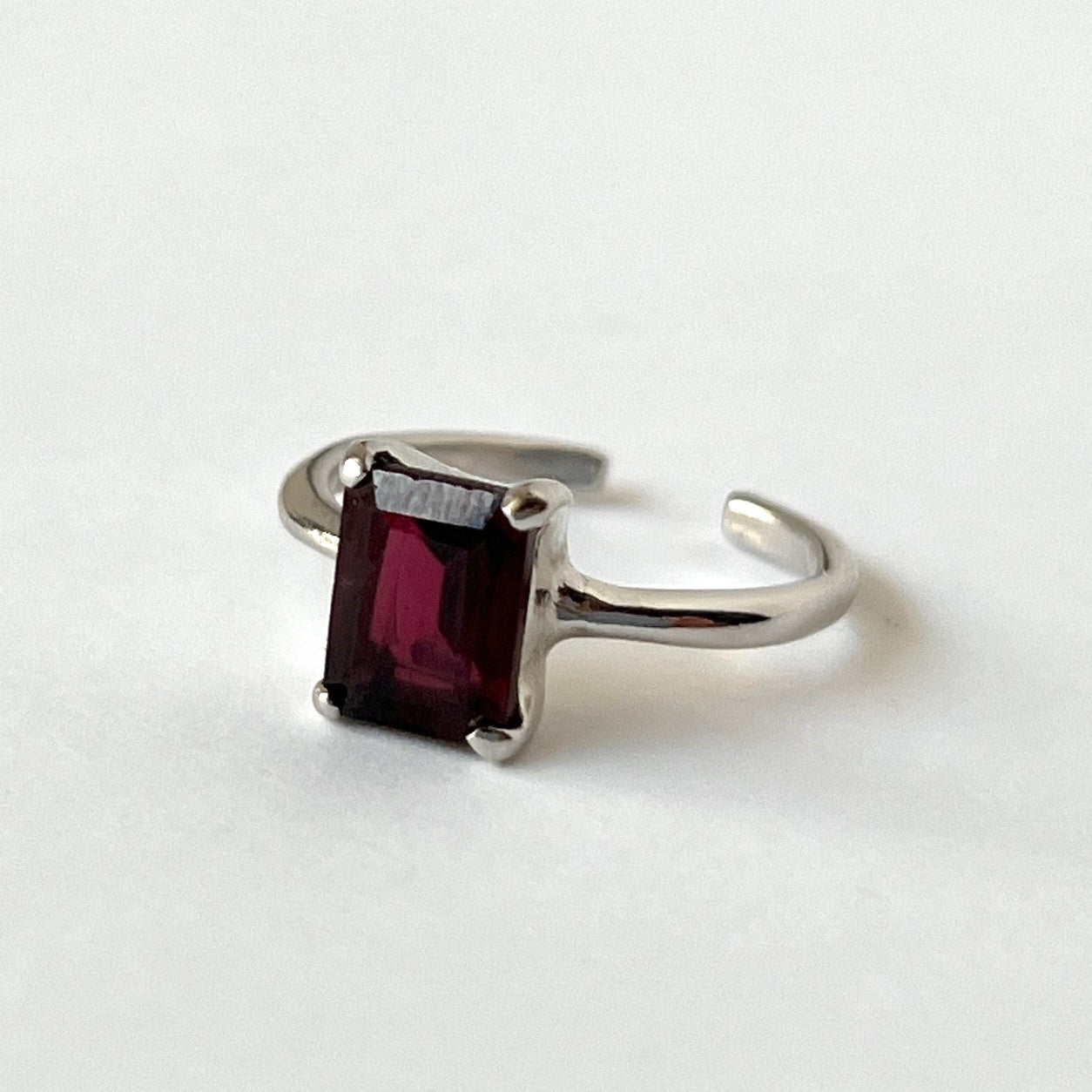 [ garnet ] rectangle faceted cut silver