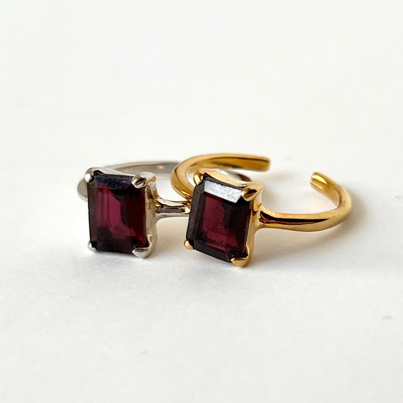 [ garnet ] rectangle faceted cut gold