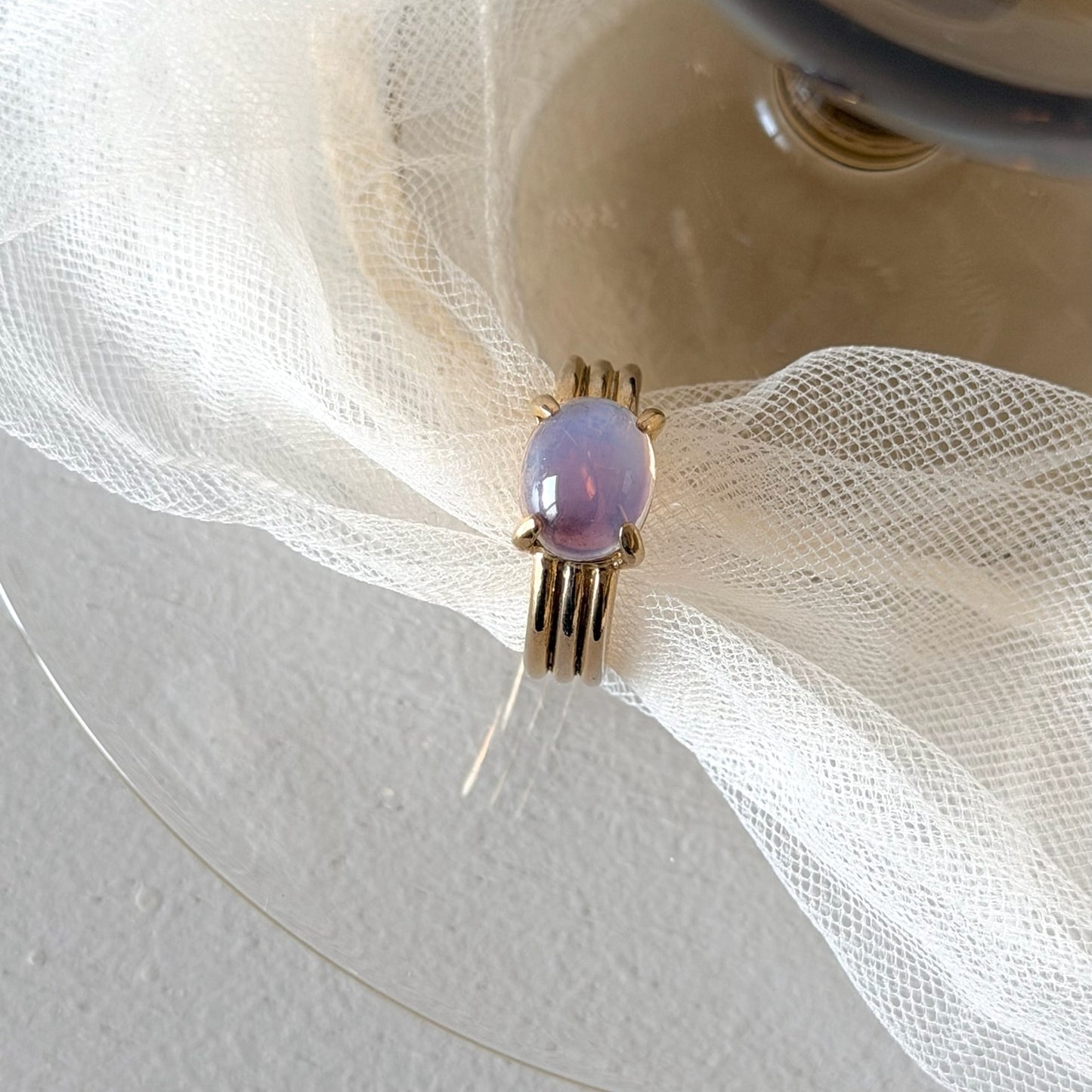[ vintage purple glass ] trois gold