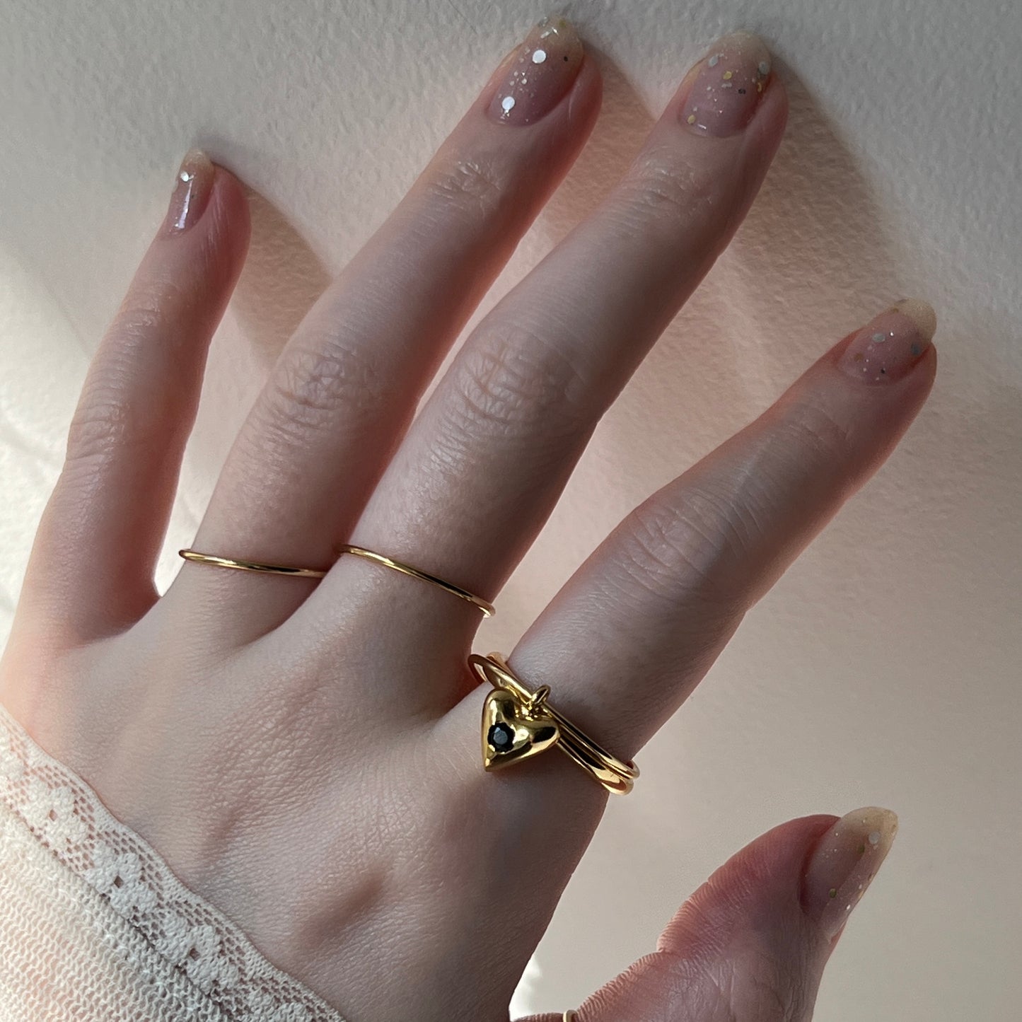 [ black spinel ] heart motif ring gold