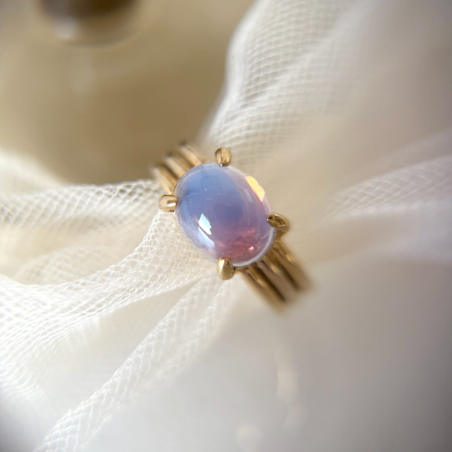 [ vintage purple glass ] trois gold