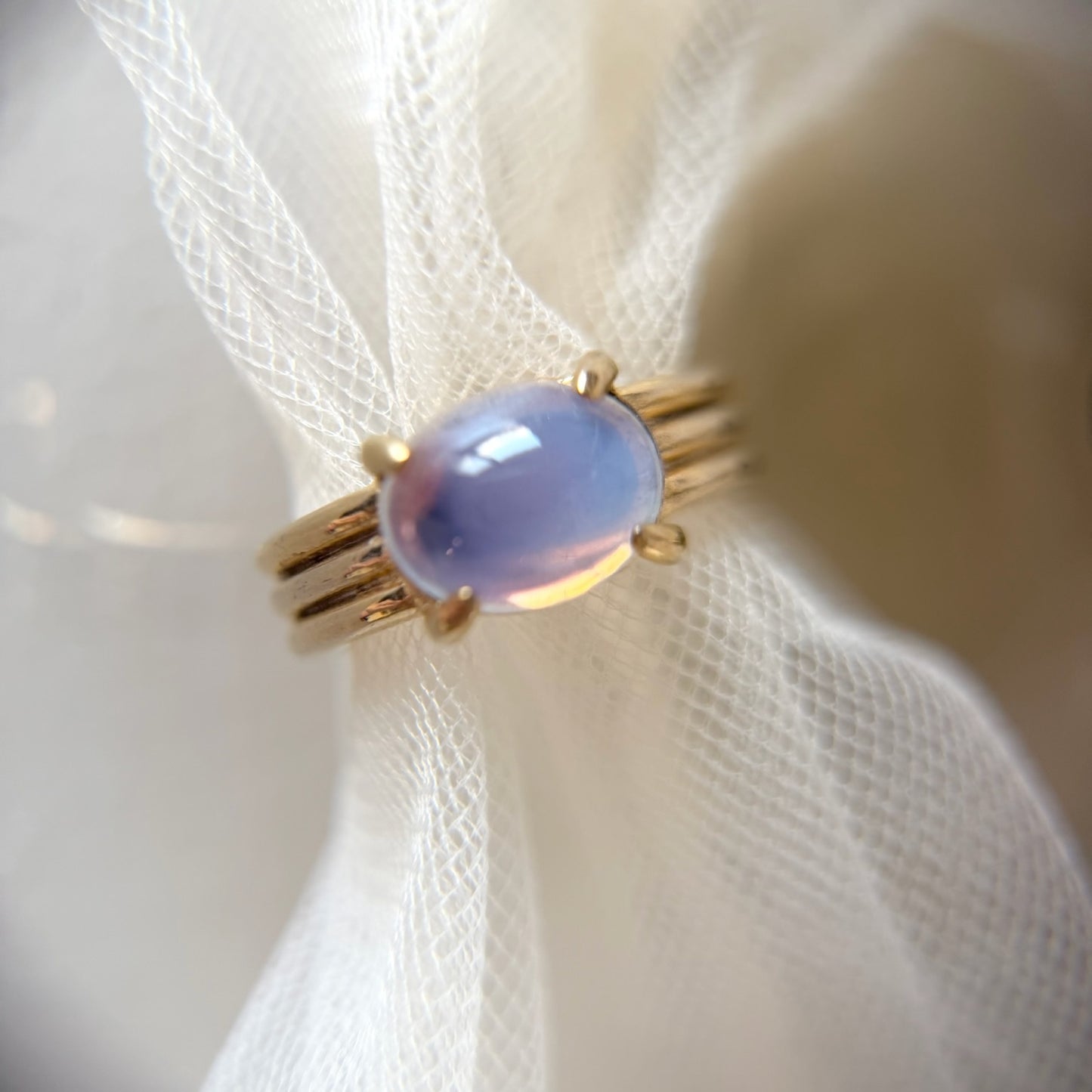 [ vintage purple glass ] trois gold