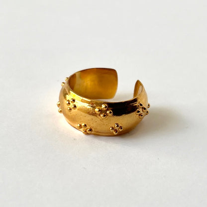 [ eyelet ] ring gold