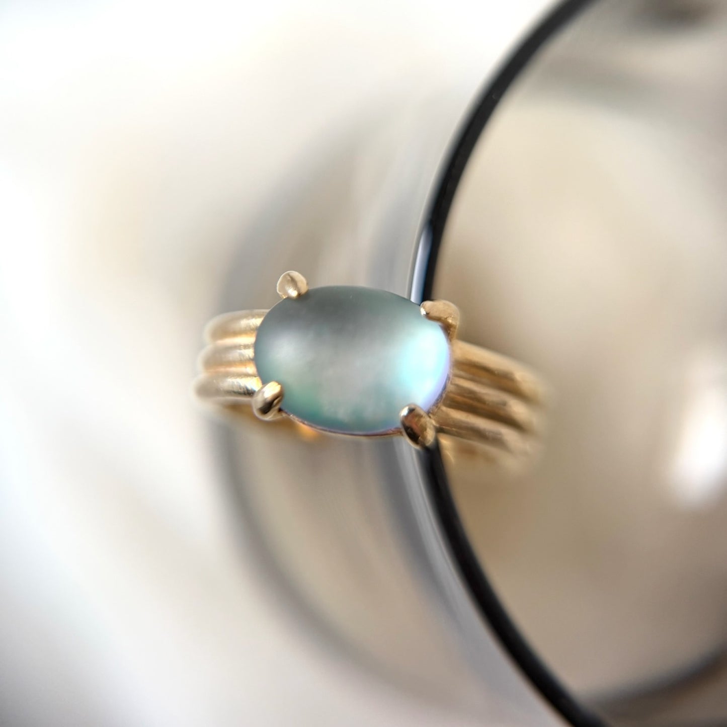 [ frost glass ] trois gold