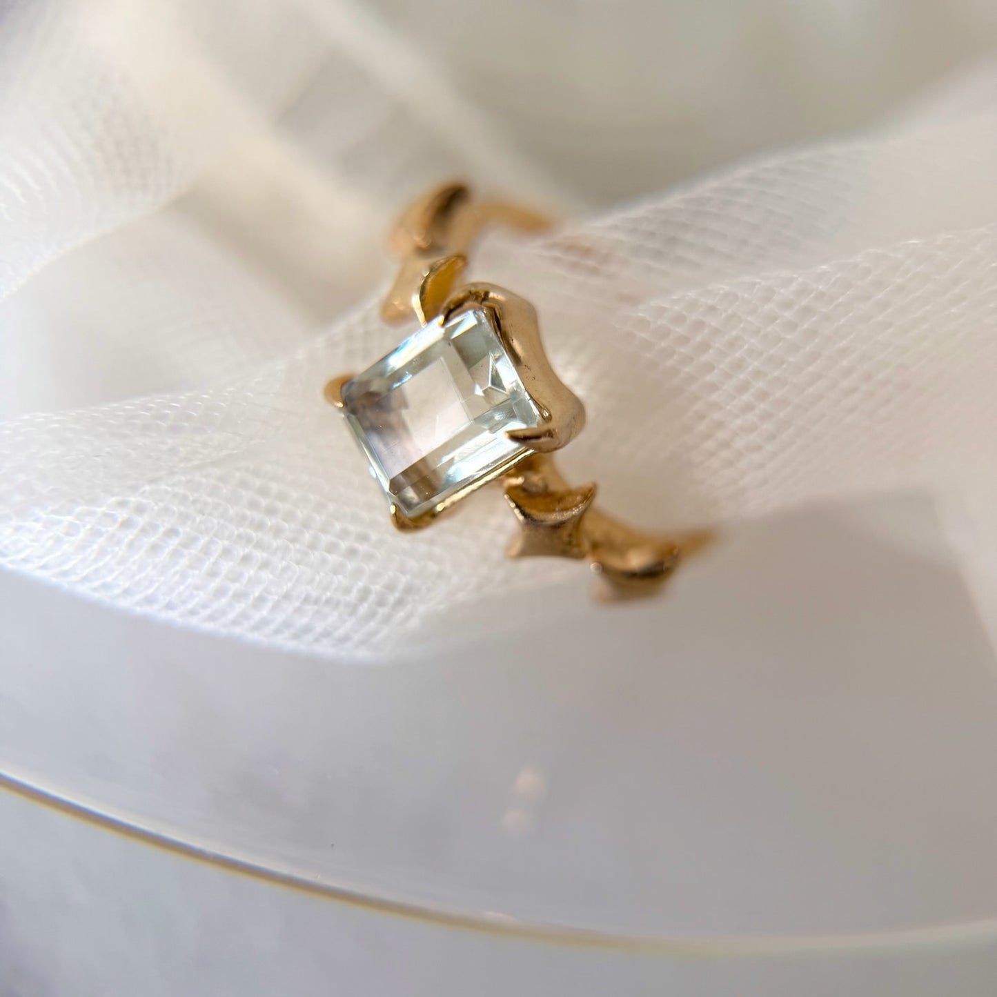 [ green amethyst ] rectangle sparkle gold