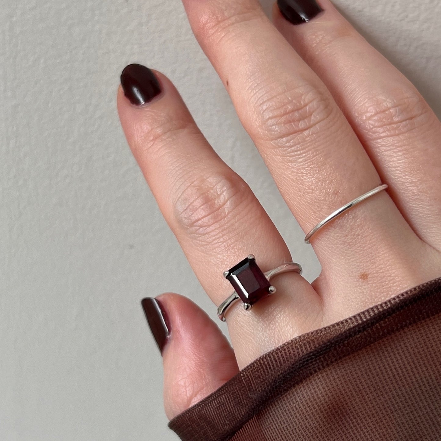 [ garnet ] rectangle faceted cut silver