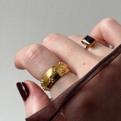 [ eyelet ] ring gold