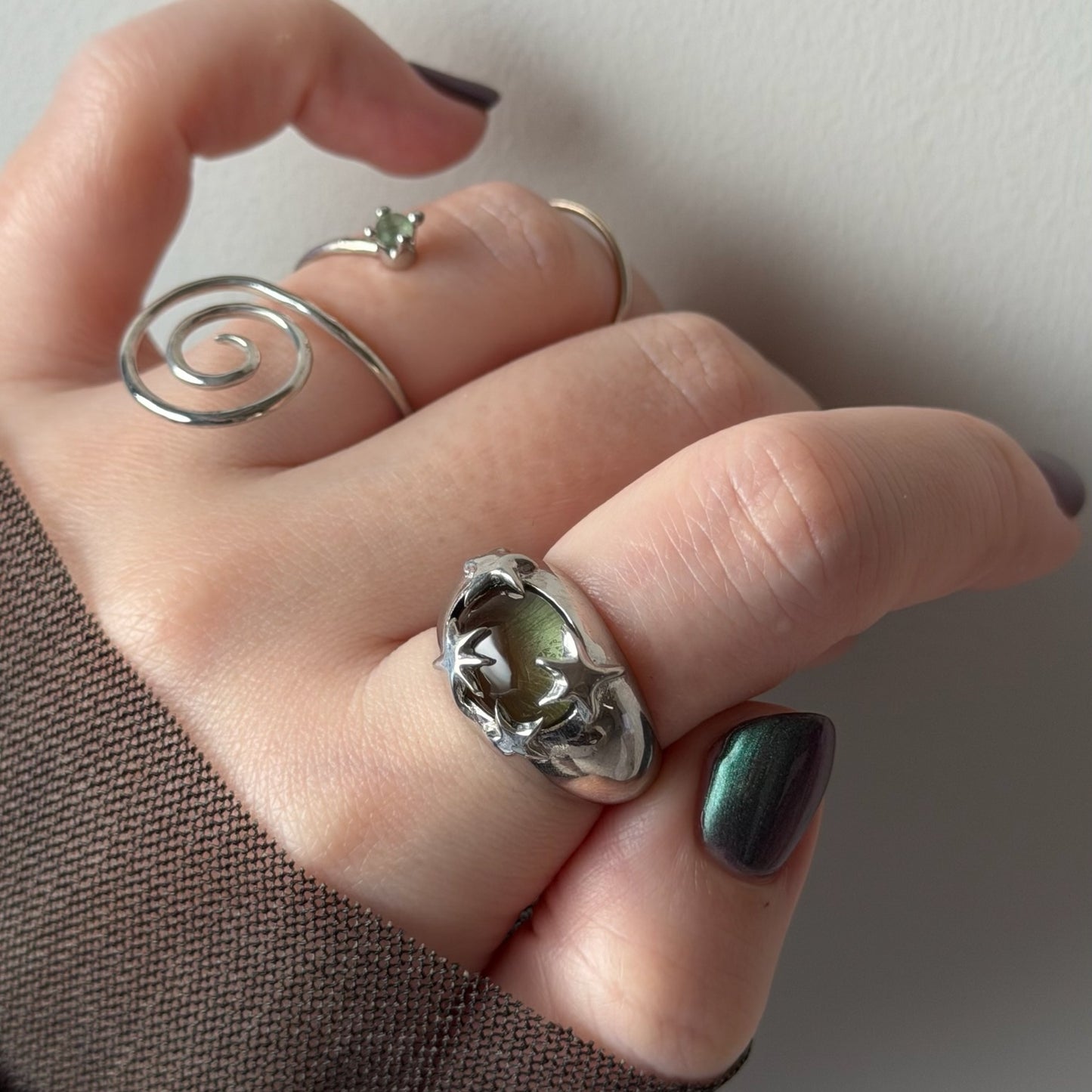 [ green apetite ] swirl ring silver