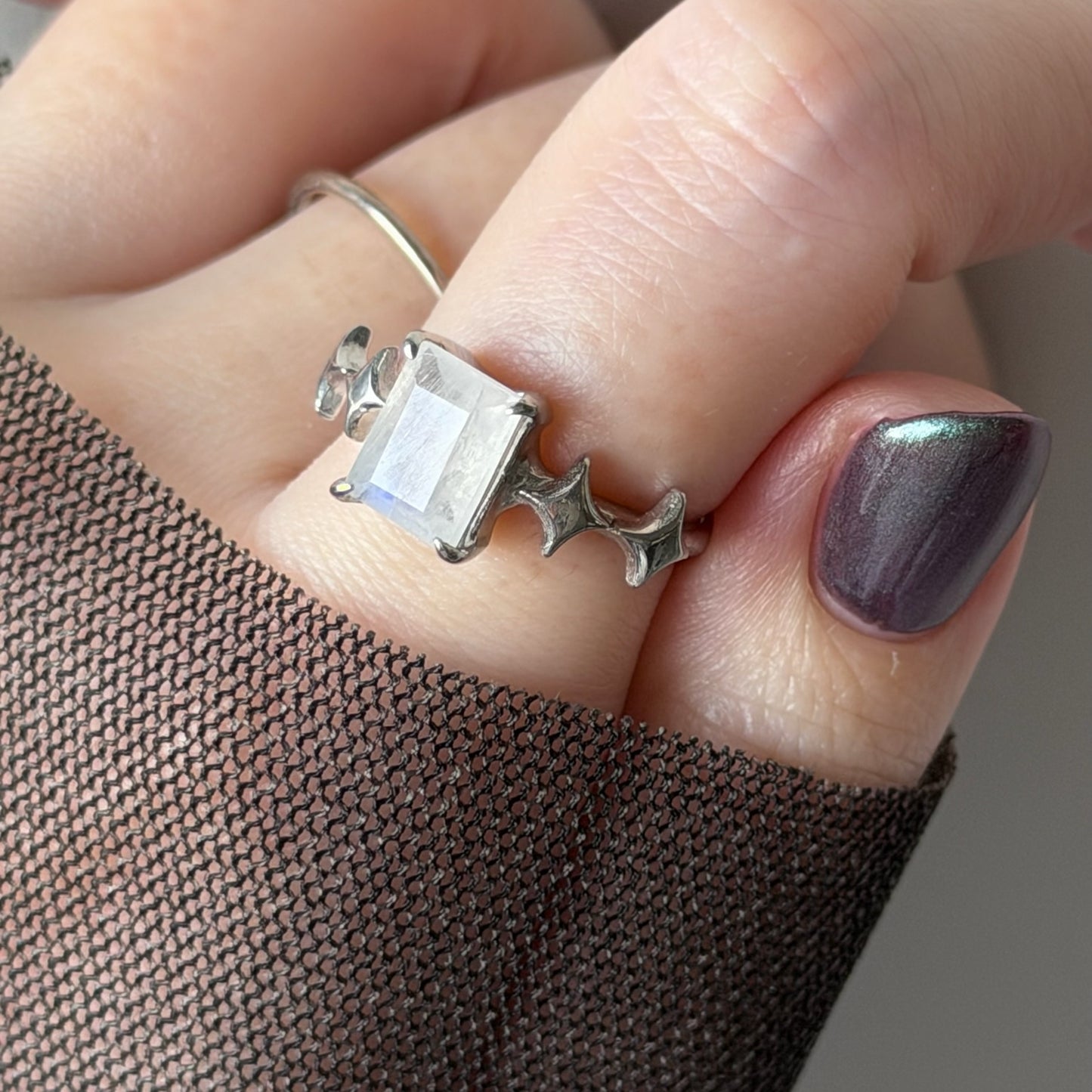 [ moon stone ] rectangle sparkle silver