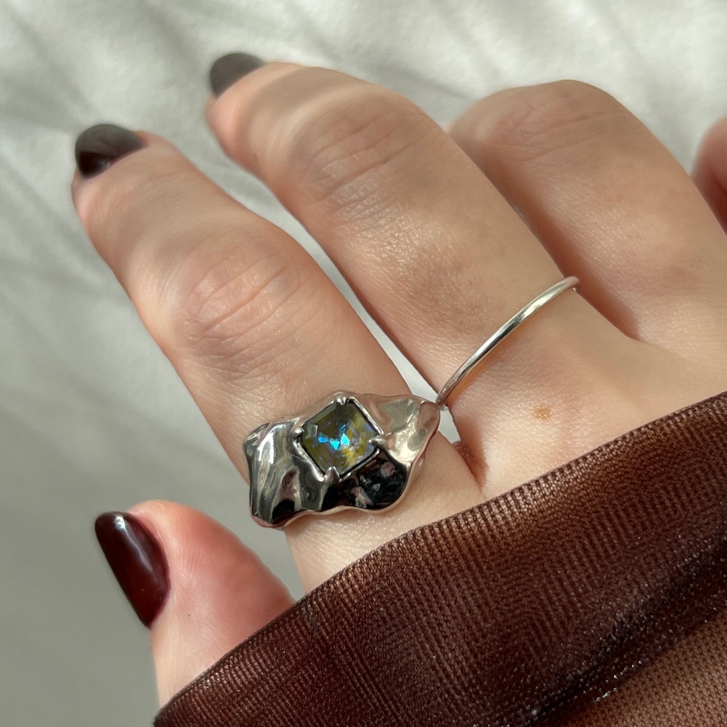 [ saphire blue glass ]  melt ring  silver