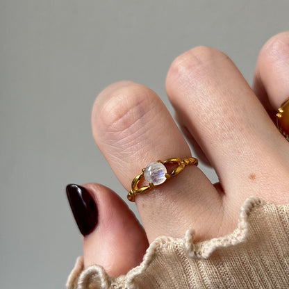 [ rainbow moon stone ] spring ring gold
