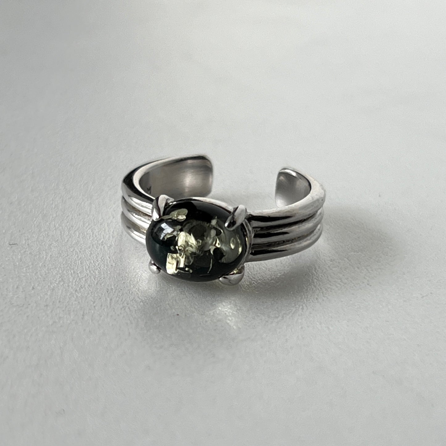 [ black amber ] trois silver