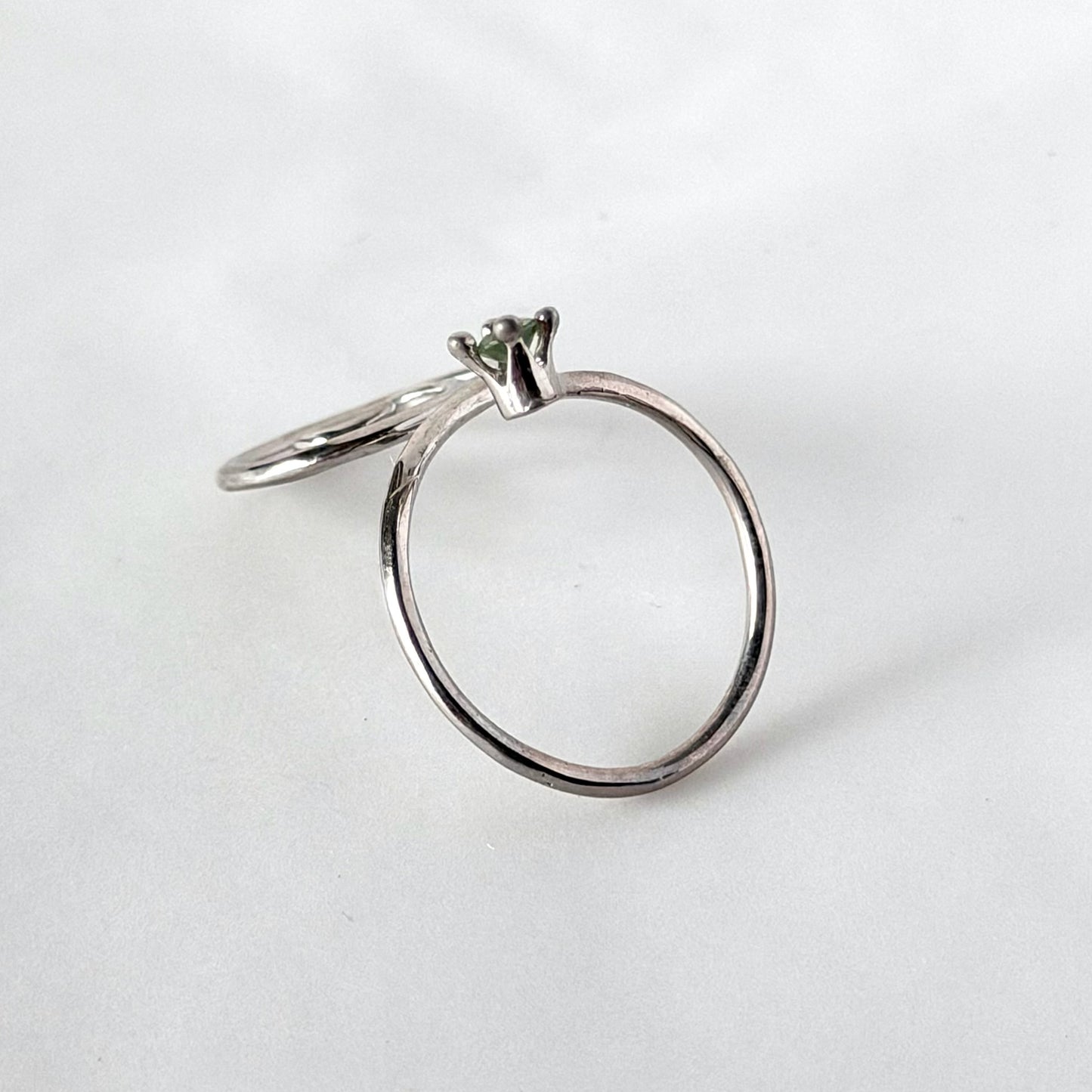 [ green apetite ] swirl ring silver