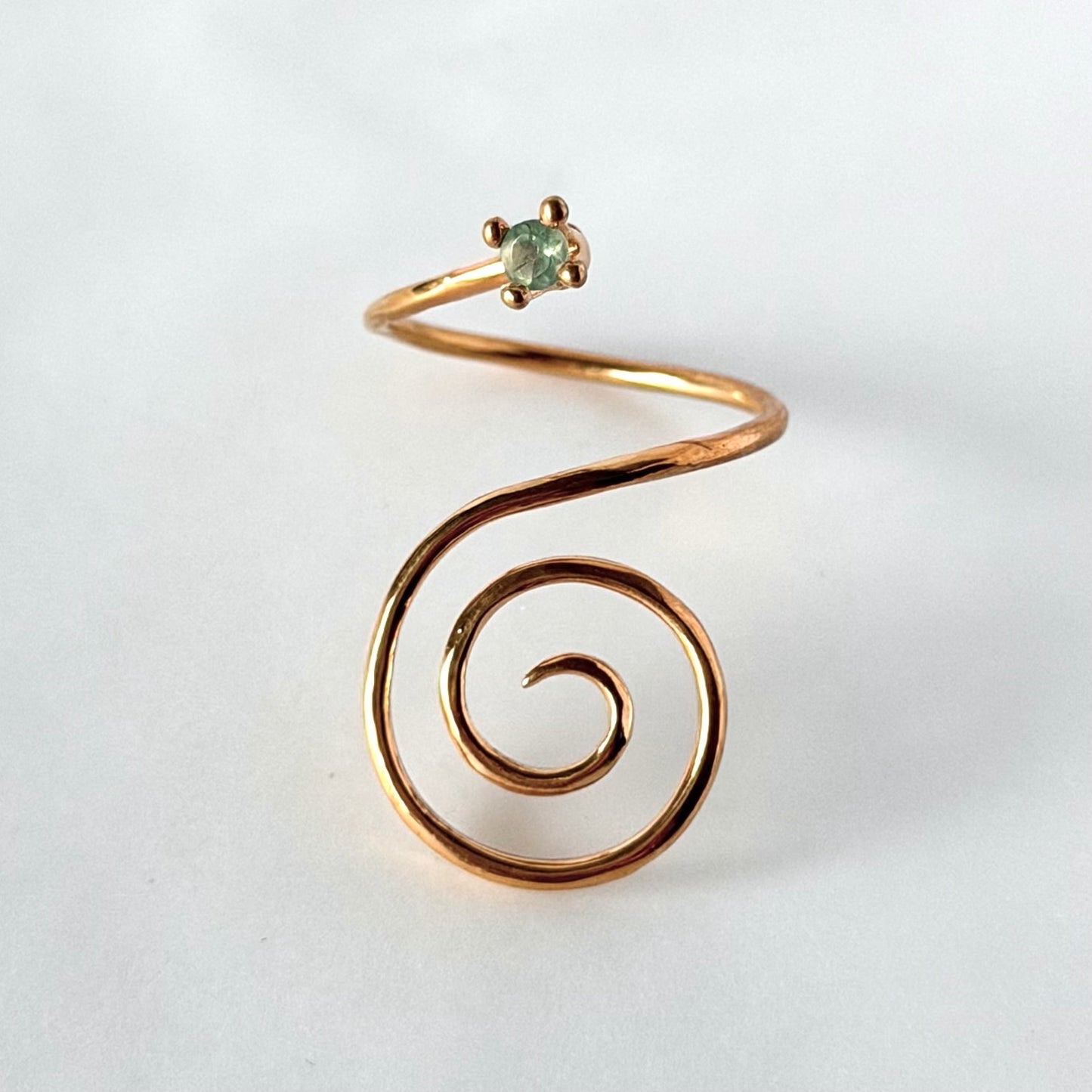 [ green apetite ] swirl ring gold