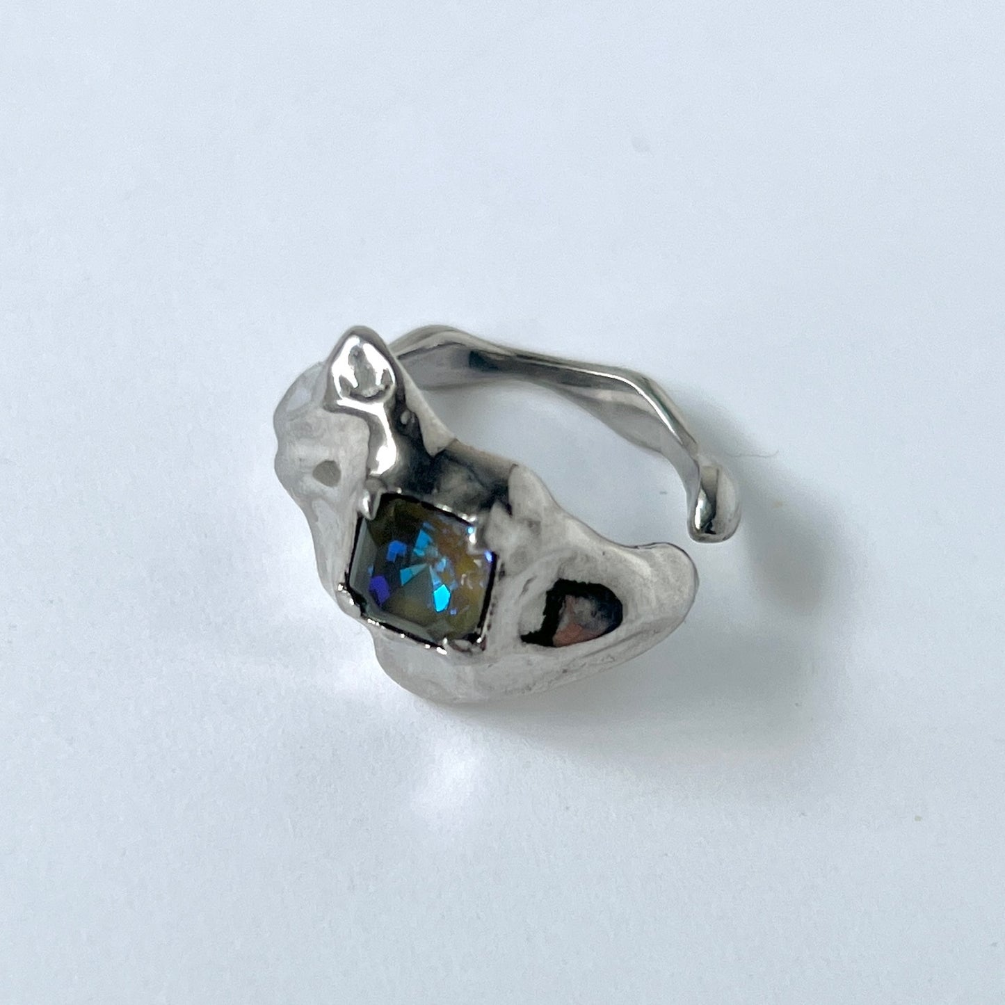 [ saphire blue glass ]  melt ring  silver