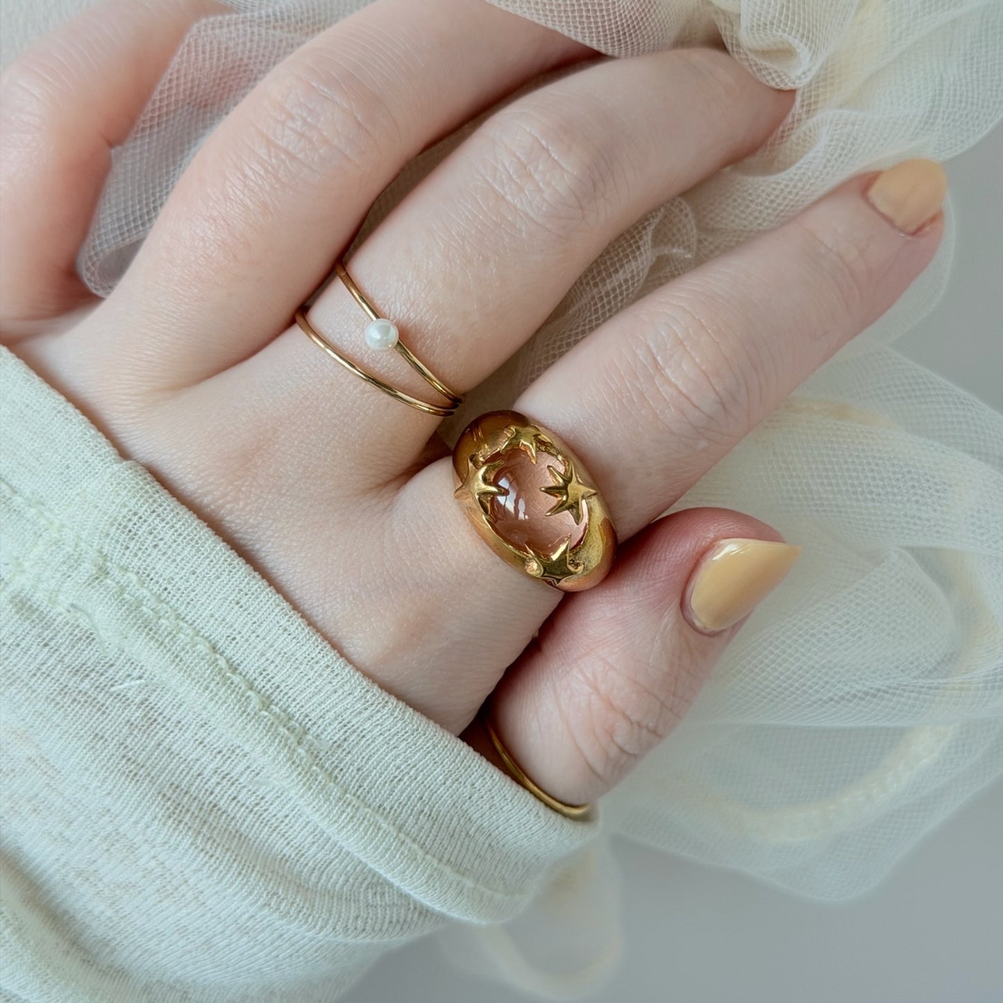 [ blush ] twinkle ring gold