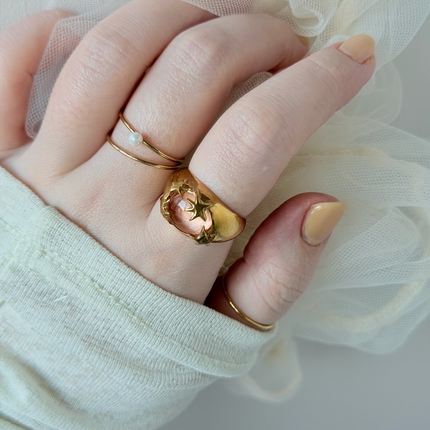 [ blush ] twinkle ring gold
