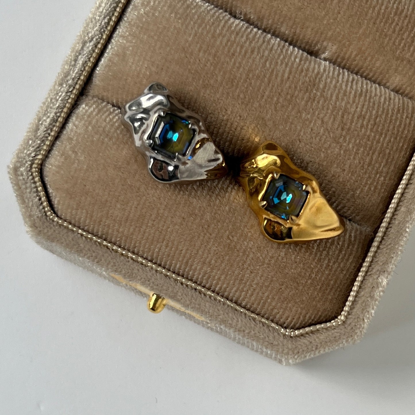 [ army green delight ]  melt ring  gold