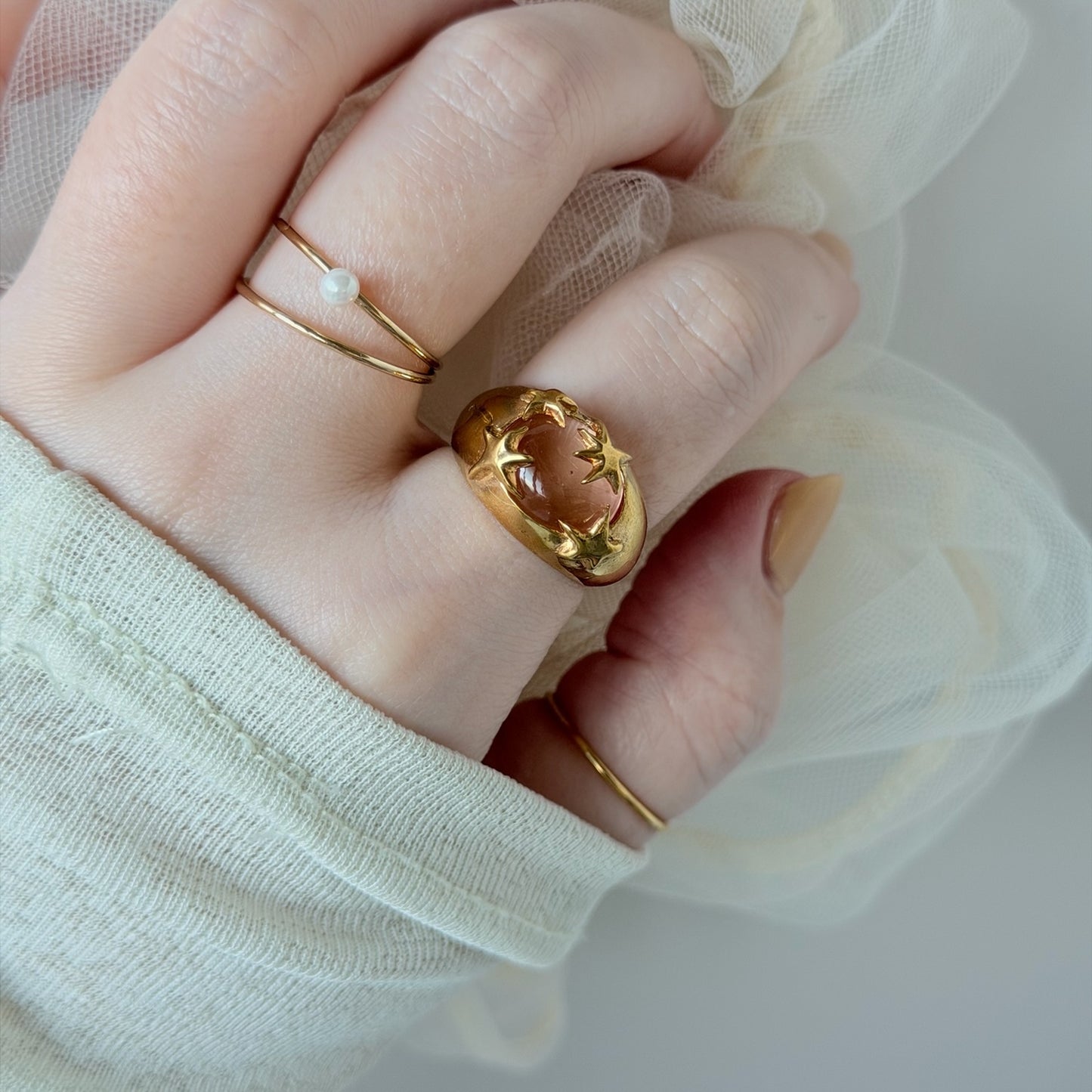 [ blush ] twinkle ring gold