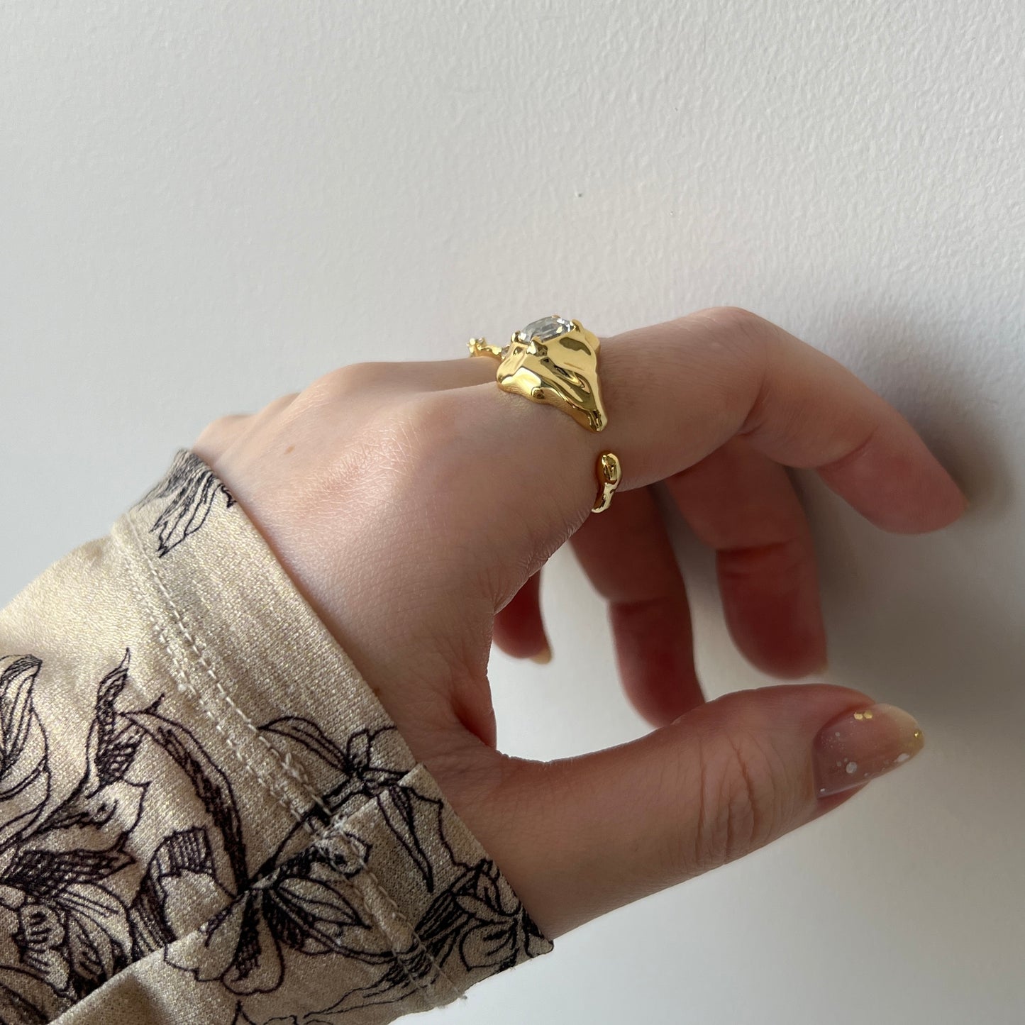 [ crystal shade ]  melt ring  gold  [ free size ]