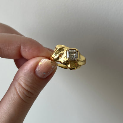 [ crystal shade ]  melt ring  gold  [ free size ]