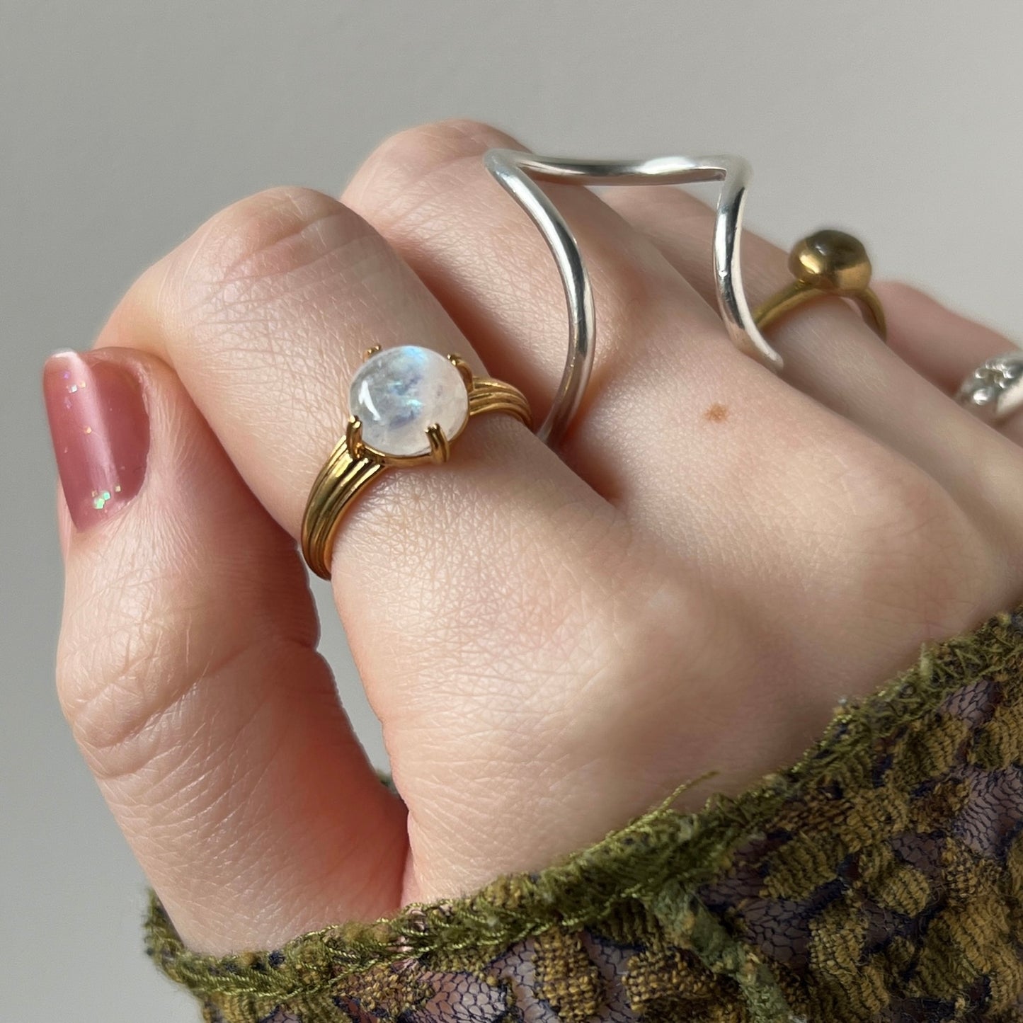 [ rainbow moon stone ] croissant gold