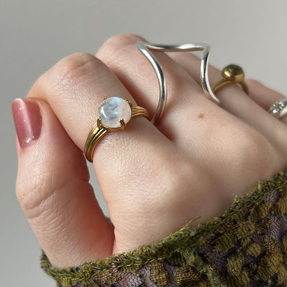 [ rainbow moon stone ] croissant gold