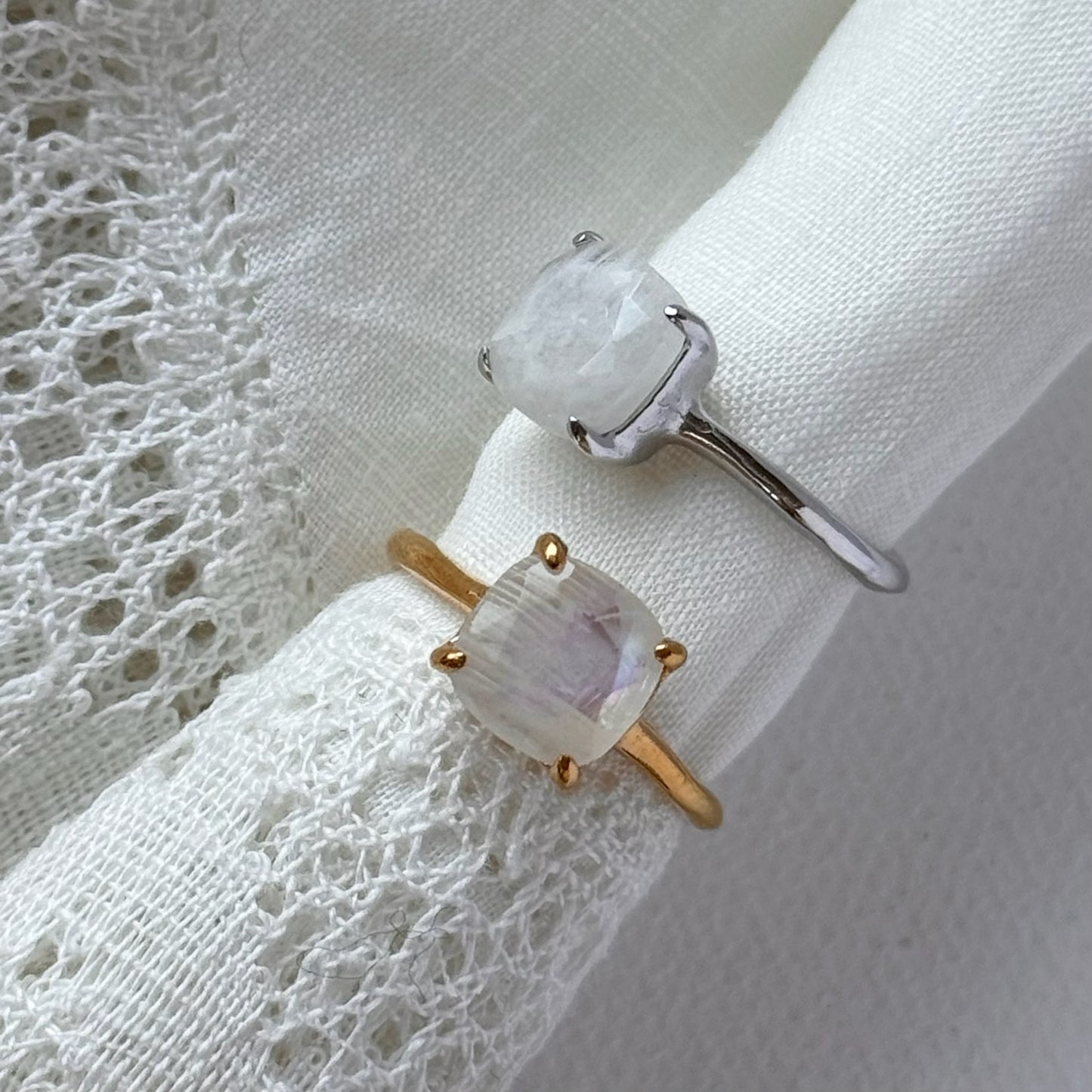 [ moon stone ] square faceted cut gold [ free size ]