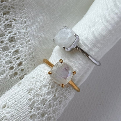 [ moon stone ] square faceted cut gold [ free size ]